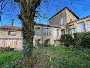 maison de ville à la vente -   16700  RUFFEC, surface 173 m2 vente maison de ville - UBI467808557